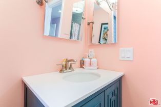 Condominium, 18100 Burbank blvd, Tarzana, CA 91356 - 23