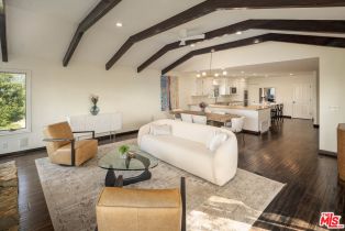 , 4713 Bedel st, Woodland Hills, CA 91364 - 9