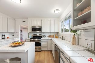 Single Family Residence, 4041 Davana rd, Sherman Oaks, CA 91423 - 7