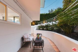 Single Family Residence, 4041 Davana rd, Sherman Oaks, CA 91423 - 27