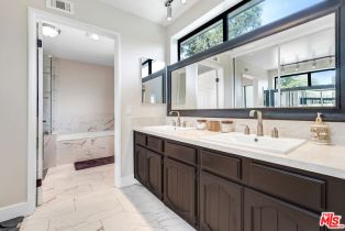 , 4911 Calle Robleda, Agoura Hills, CA 91301 - 13