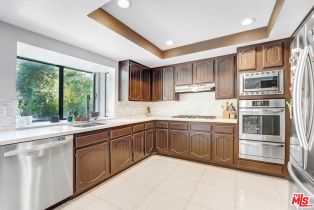 , 4911 Calle Robleda, Agoura Hills, CA 91301 - 8