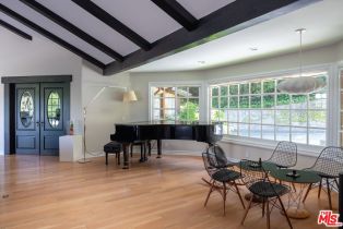 Single Family Residence, 12003 Briarvale ln, Studio City, CA 91604 - 12