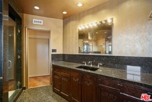 Single Family Residence, 13150 Mulholland dr, Beverly Hills, CA 90210 - 22