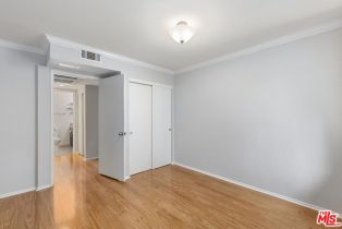 Condominium, 5325 Newcastle ave, Encino, CA 91316 - 17