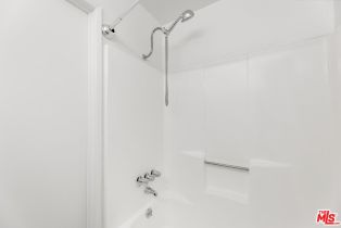 Condominium, 5325 Newcastle ave, Encino, CA 91316 - 21