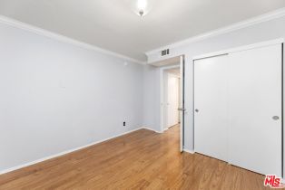 Condominium, 5325 Newcastle ave, Encino, CA 91316 - 19