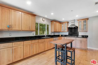 Single Family Residence, 3733 Willowcrest ave, Studio City, CA 91604 - 20