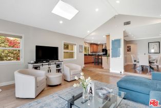 Single Family Residence, 3733 Willowcrest ave, Studio City, CA 91604 - 18