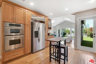 Single Family Residence, 3733 Willowcrest ave, Studio City, CA 91604 - 22