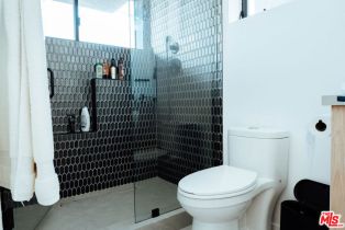 , 115 Park pl, Venice, CA 90291 - 37