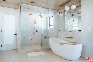 , 115 Park pl, Venice, CA 90291 - 27