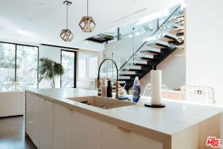 , 115 Park pl, Venice, CA 90291 - 2