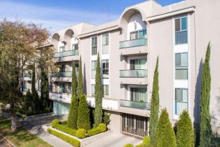 , 1818 Thayer ave, Westwood, CA 90025 - 4