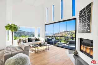 Single Family Residence, 11559 Dona Teresa dr, Studio City, CA 91604 - 2