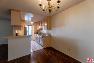 Condominium, 5330 Zelzah ave, Encino, CA 91316 - 8