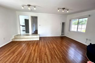 , 364 San Vicente blvd, West Hollywood , CA 90048 - 5