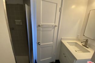 Single Family Residence, 16843 Magnolia blvd, Encino, CA 91436 - 8