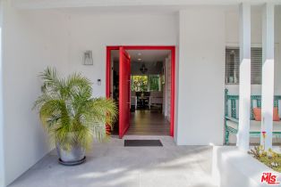 , 24125 Bessemer st, Woodland Hills, CA 91367 - 27