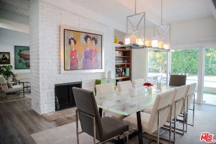 , 24125 Bessemer st, Woodland Hills, CA 91367 - 3