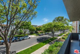 Condominium, 235 Reeves dr, Beverly Hills, CA 90212 - 10