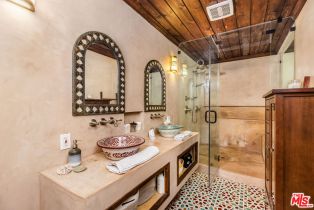 , 3092 Laurel Canyon blvd, Studio City, CA 91604 - 12