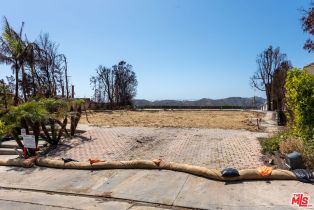 , 16895 Calle De Sarah, Pacific Palisades, CA 90272 - 5