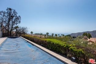 , 16895 Calle De Sarah, Pacific Palisades, CA 90272 - 8