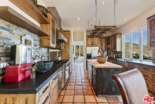 Single Family Residence, 23407 Copacabana st, Malibu, CA 90265 - 11