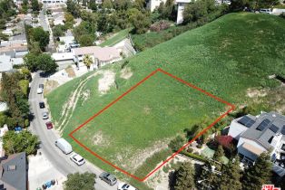 , 5210 Baza ave, Woodland Hills, CA 91364 - 2