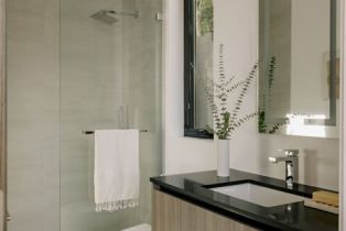 Single Family Residence, 14058 Davana ter, Sherman Oaks, CA 91423 - 9