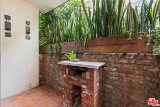 Condominium, 1327 Stanford st, Santa Monica, CA 90404 - 5