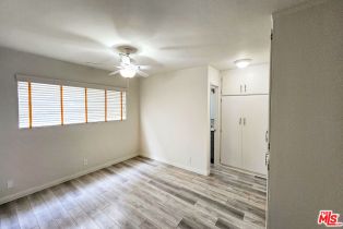 Condominium, 18555 Collins st, Tarzana, CA 91356 - 14