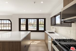 , 2528 4th st, Santa Monica, CA 90405 - 9