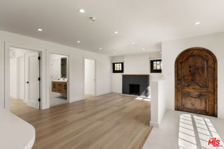 , 2528 4th st, Santa Monica, CA 90405 - 5