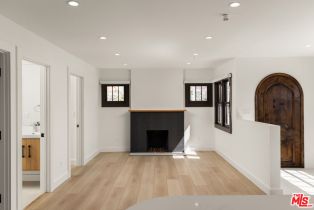 , 2528 4th st, Santa Monica, CA 90405 - 4