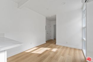 , 814 3rd st, Santa Monica, CA 90403 - 7