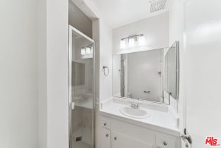 , 7540 Hampton ave, West Hollywood , CA 90046 - 14