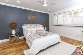 , 2721 2nd st, Santa Monica, CA 90405 - 3