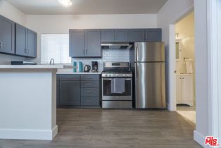 Residential Income, 1366 Riviera ave, Venice, CA 90291 - 8