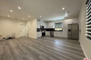 Single Family Residence, 10229 Jumilla ave, Chatsworth, CA 91311 - 2