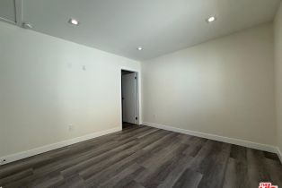 Single Family Residence, 10229 Jumilla ave, Chatsworth, CA 91311 - 8