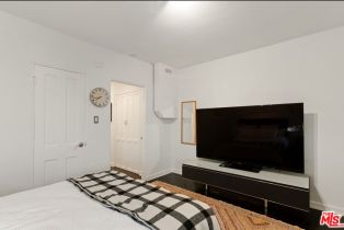 , 8467 Willoughby ave, West Hollywood , CA 90069 - 14