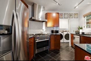 , 8467 Willoughby ave, West Hollywood , CA 90069 - 9