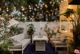 , 8467 Willoughby ave, West Hollywood , CA 90069 - 32