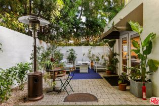 , 8467 Willoughby ave, West Hollywood , CA 90069 - 31