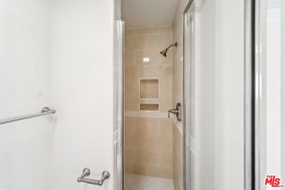 , 7548 Hampton ave, West Hollywood , CA 90046 - 13