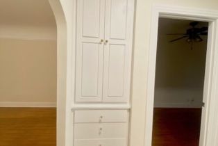 , 1040 Sweetzer ave, West Hollywood , CA 90069 - 3