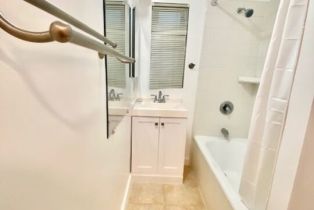 , 1040 Sweetzer ave, West Hollywood , CA 90069 - 6