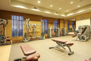 , 1901 Buena Vista st, Burbank, CA 91504 - 7